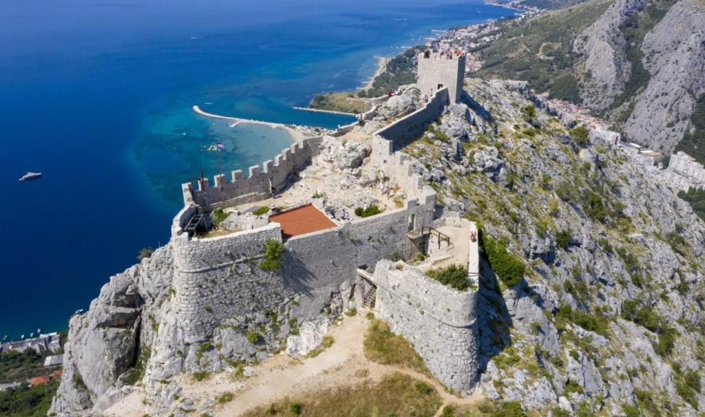 Apartment With 2 Balconies And Sea View Omis Luaran gambar